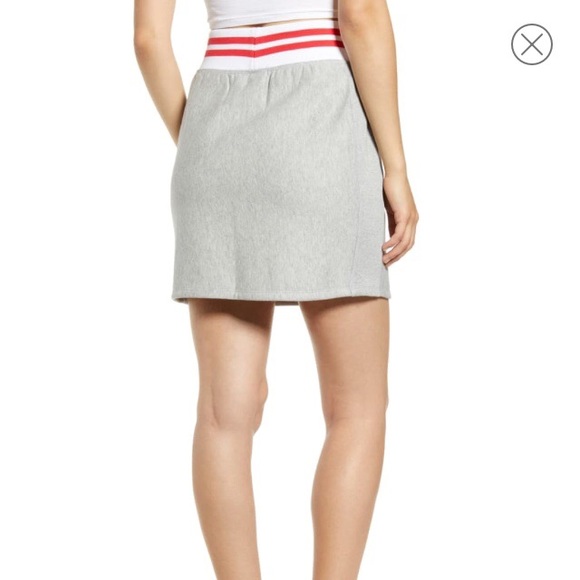 💥FINAL SALE💥 Champion Skirt - Picture 2 of 8